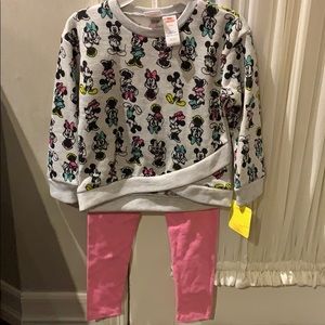 Minnie Mouse sweatshirt and leggings set